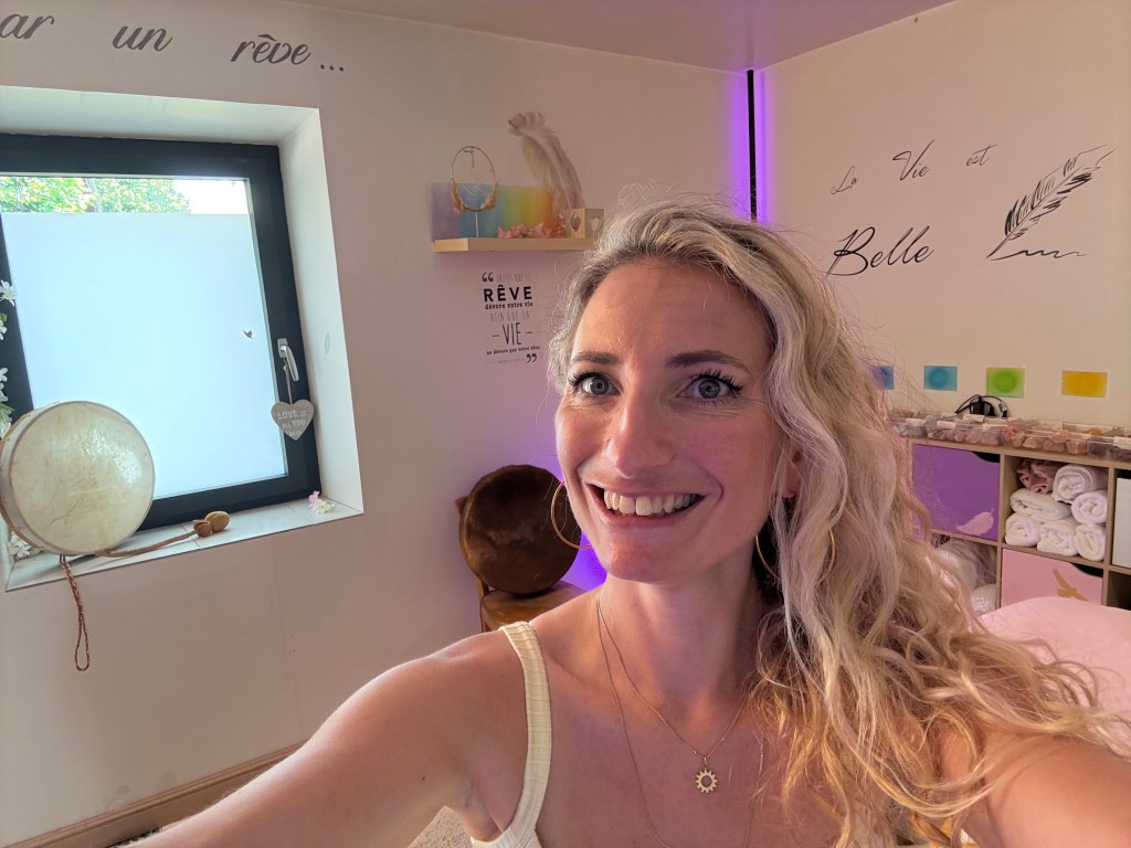 Céline Blériot, Energéticienne en Haute-Savoie, prise de rdv, mieux-être, joie intérieure, sérénité, apprendre à être soi et à s'aim